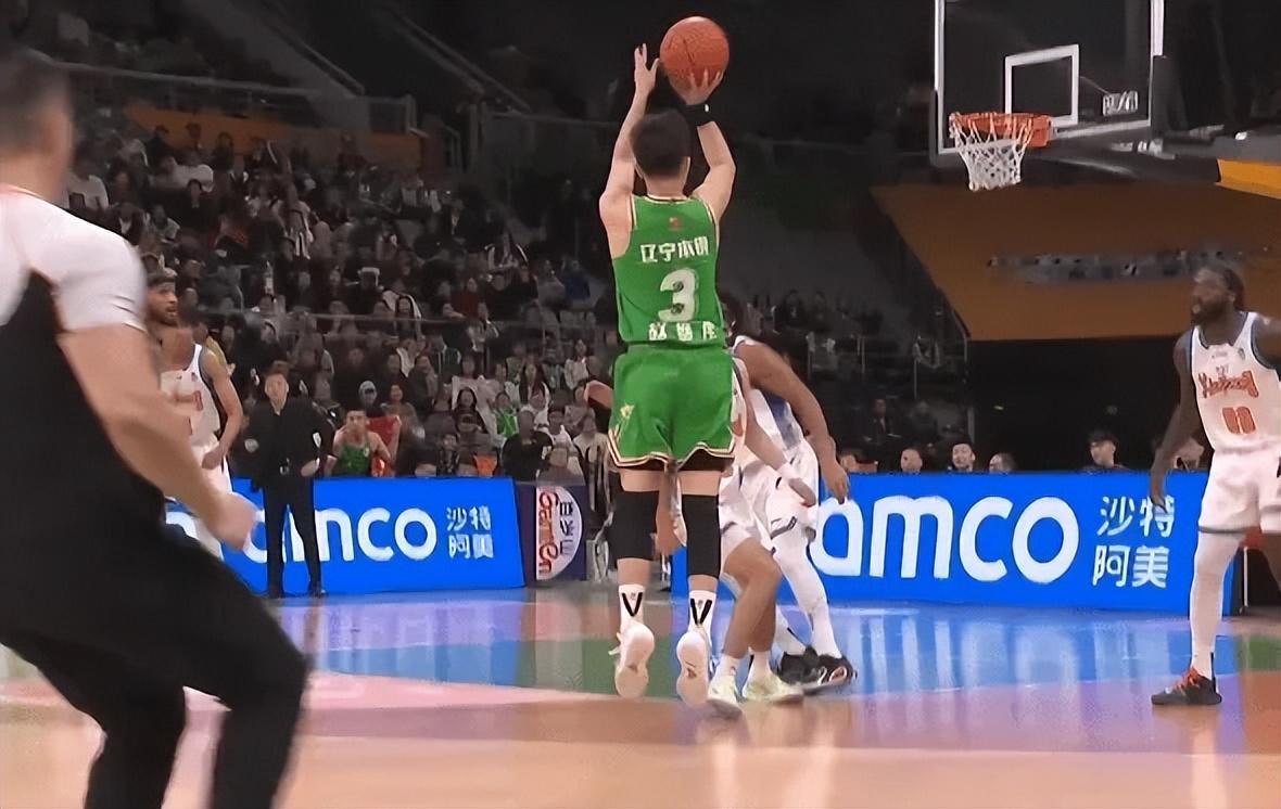 海洋之神·hy590-辽宁半场压制新疆！继伟完美复出，威尔斯手帝齐爆，新疆3人死顶